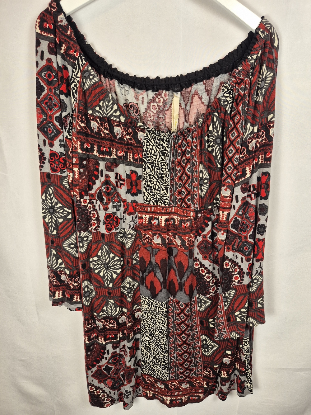 Uncle Frank Red, Black and Cream Patterned Women's Dress Size Xl